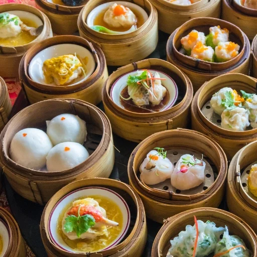 อาหารจีน :
เอกลักษณ์ของรสชาติที่หลากหลาย