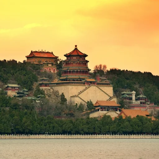 พระราชวังฤดูร้อน 
(Summer Palace)